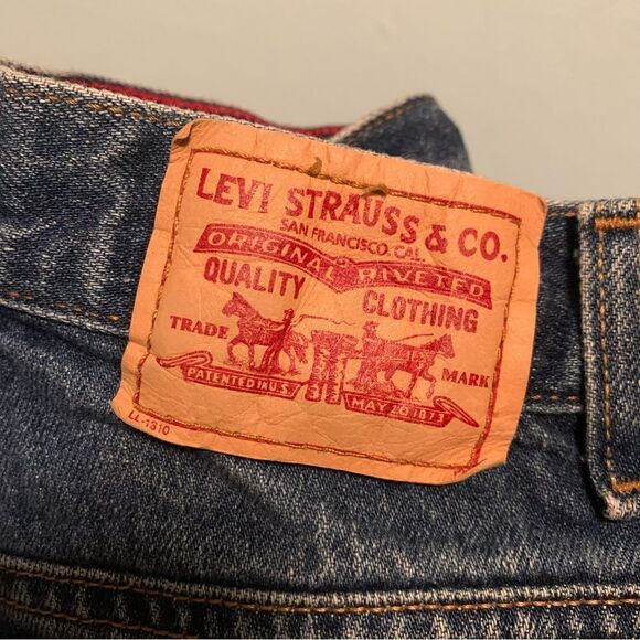 Vintage 550 Levi’s High Waisted Jeans size 4 - Picture 9 of 9